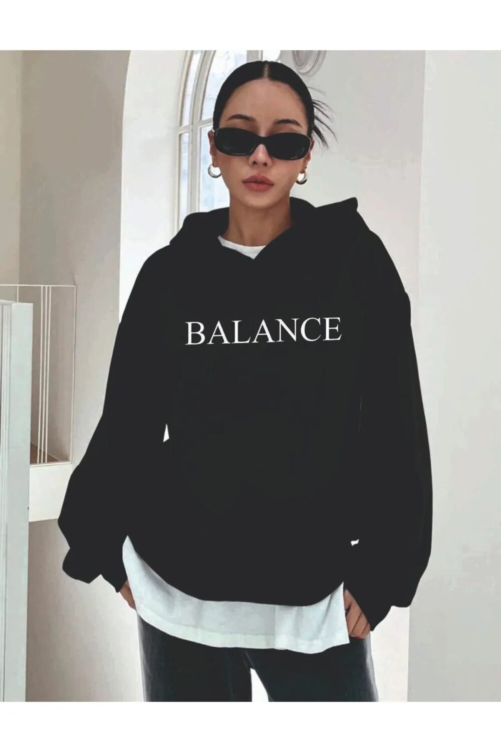 Balance Baskılı Siyah Kapüşonlu Sweatshirt Hoodie