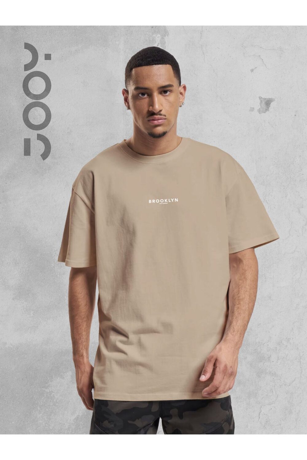 Brooklyn JC Baskılı Geniş Kalıp Oversize Bej T-Shirt