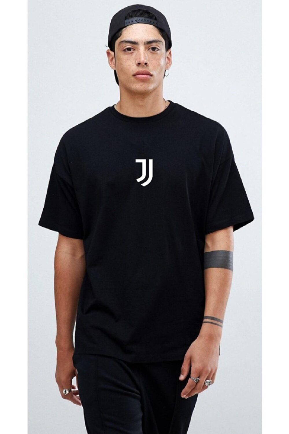 Erkek Juve Logo Baskılı Oversize Siyah Tshirt