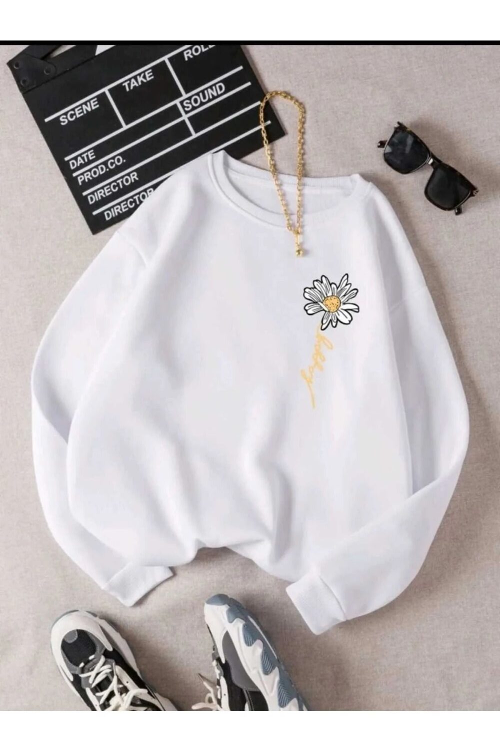 Happy Papatya Baskılı Beyaz Bisiklet Yaka Oversize Sweatshirt