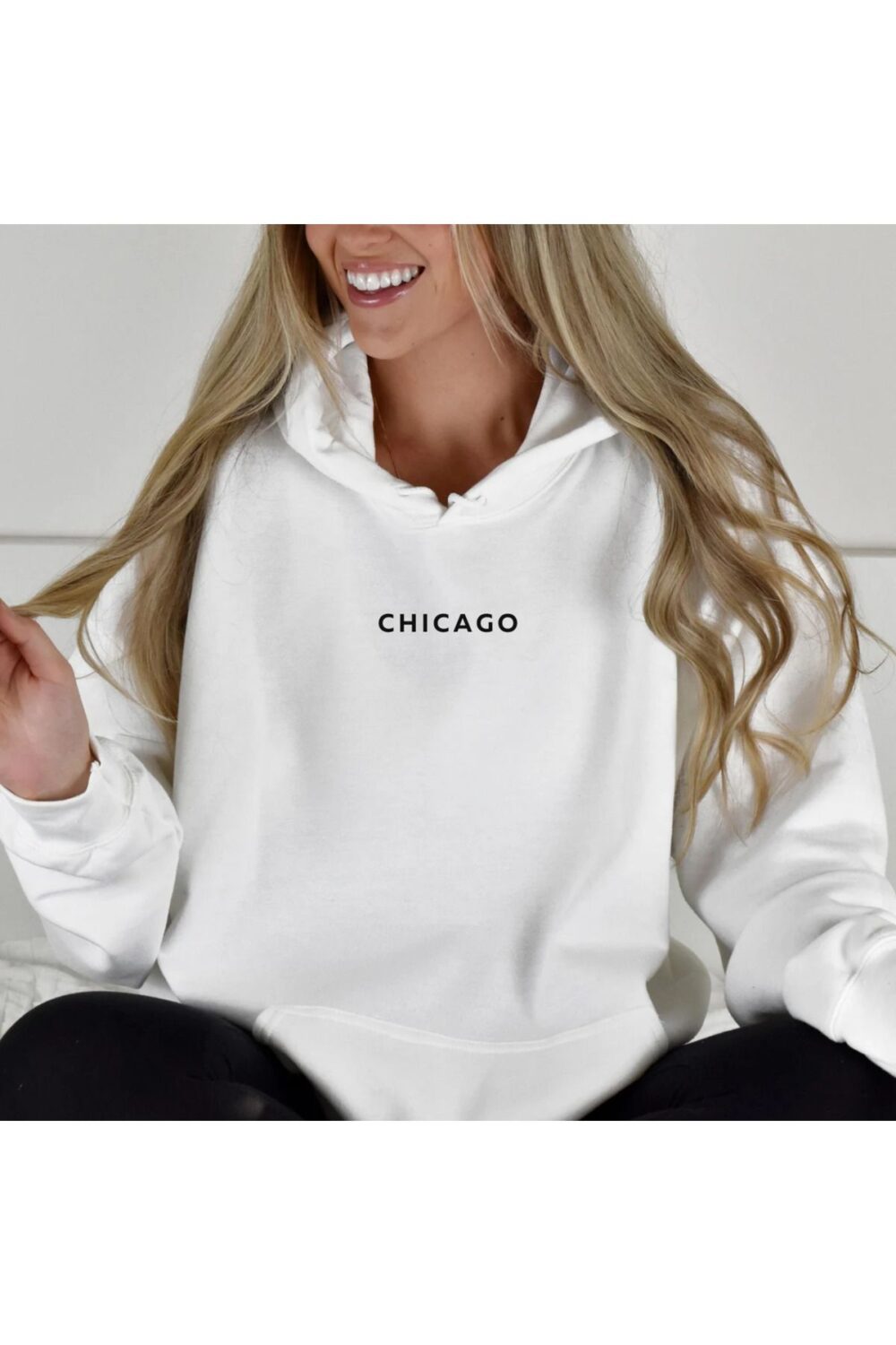 Kadın Chicago Baskılı Beyaz Kapüşonlu Sweatshirt