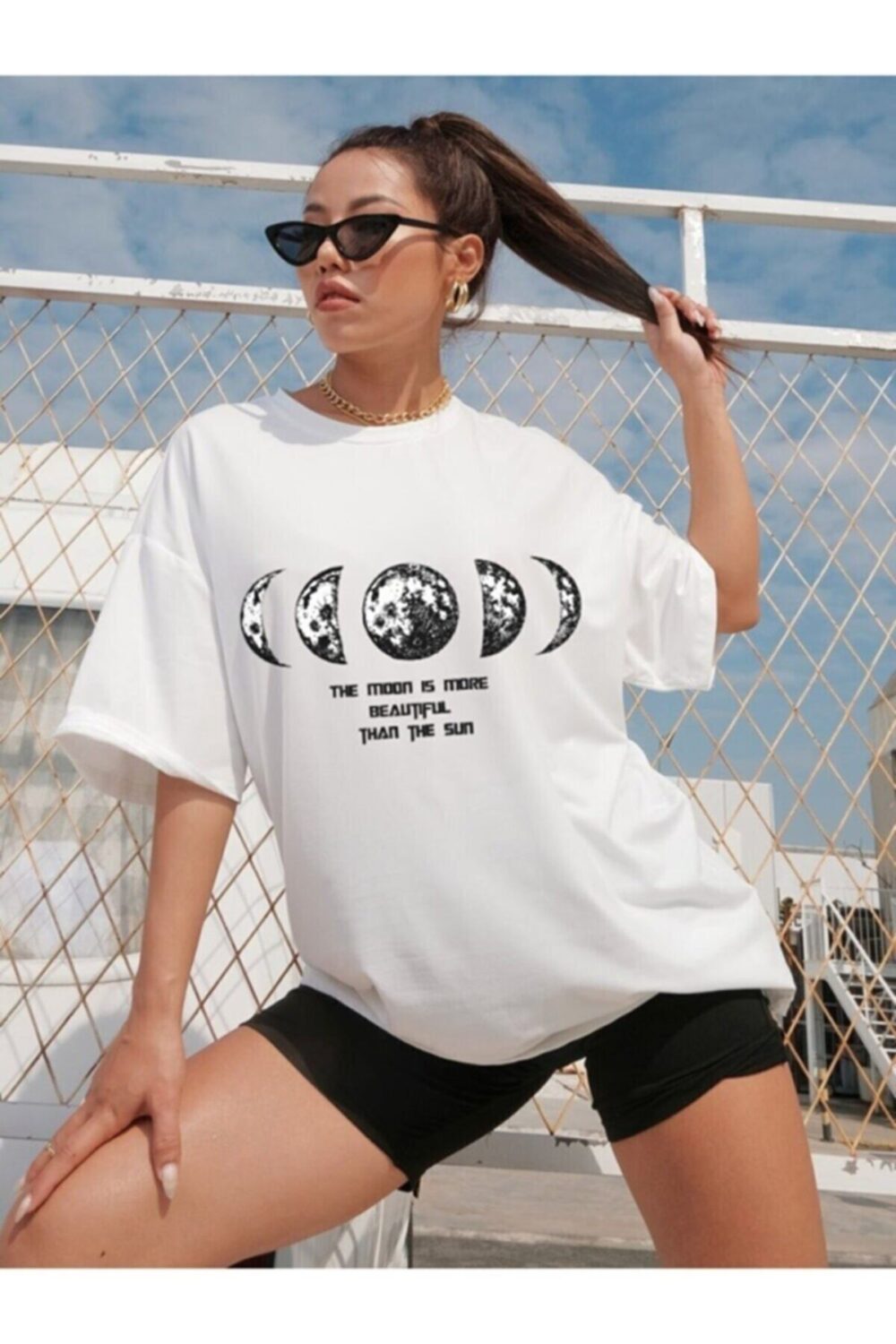 Kadın Moon Baskılı Beyaz Tshirt