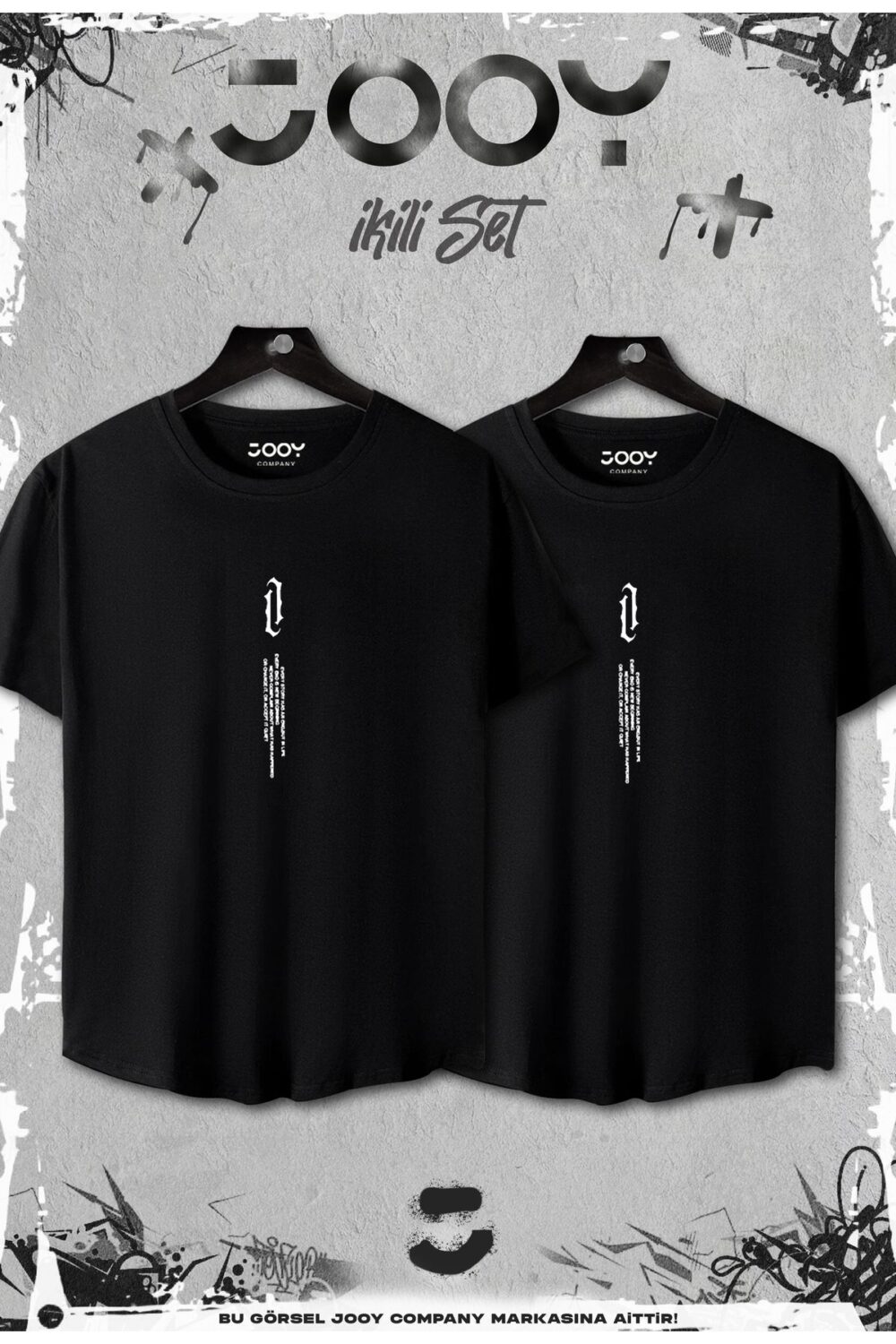 Siyah 2’li Set Dikey Baskılı Slim Fit Oval Kesim Tshirt