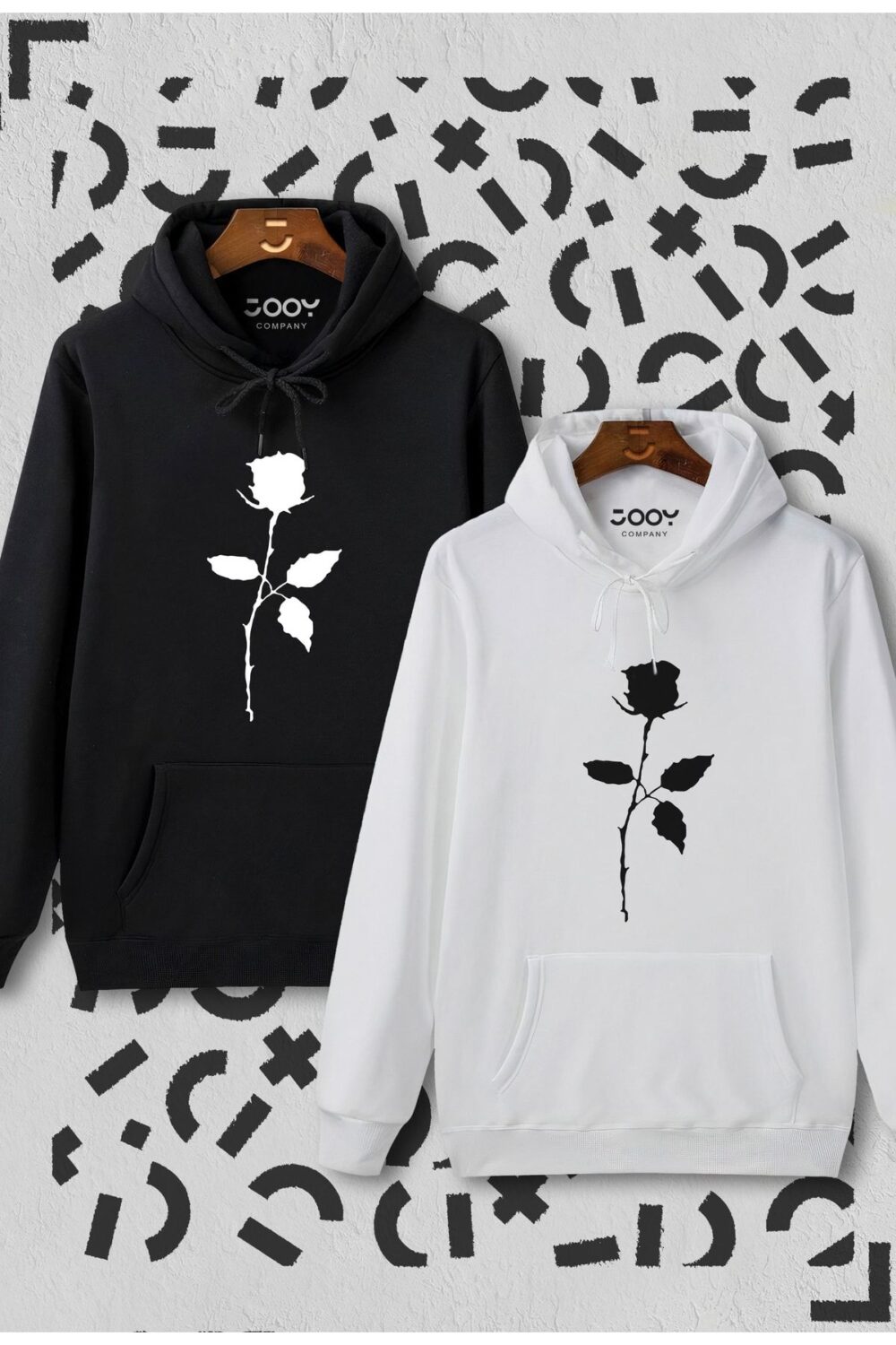 Siyah Beyaz Gül Baskılı Kapüşonlu Sweatshirt 2’li Set