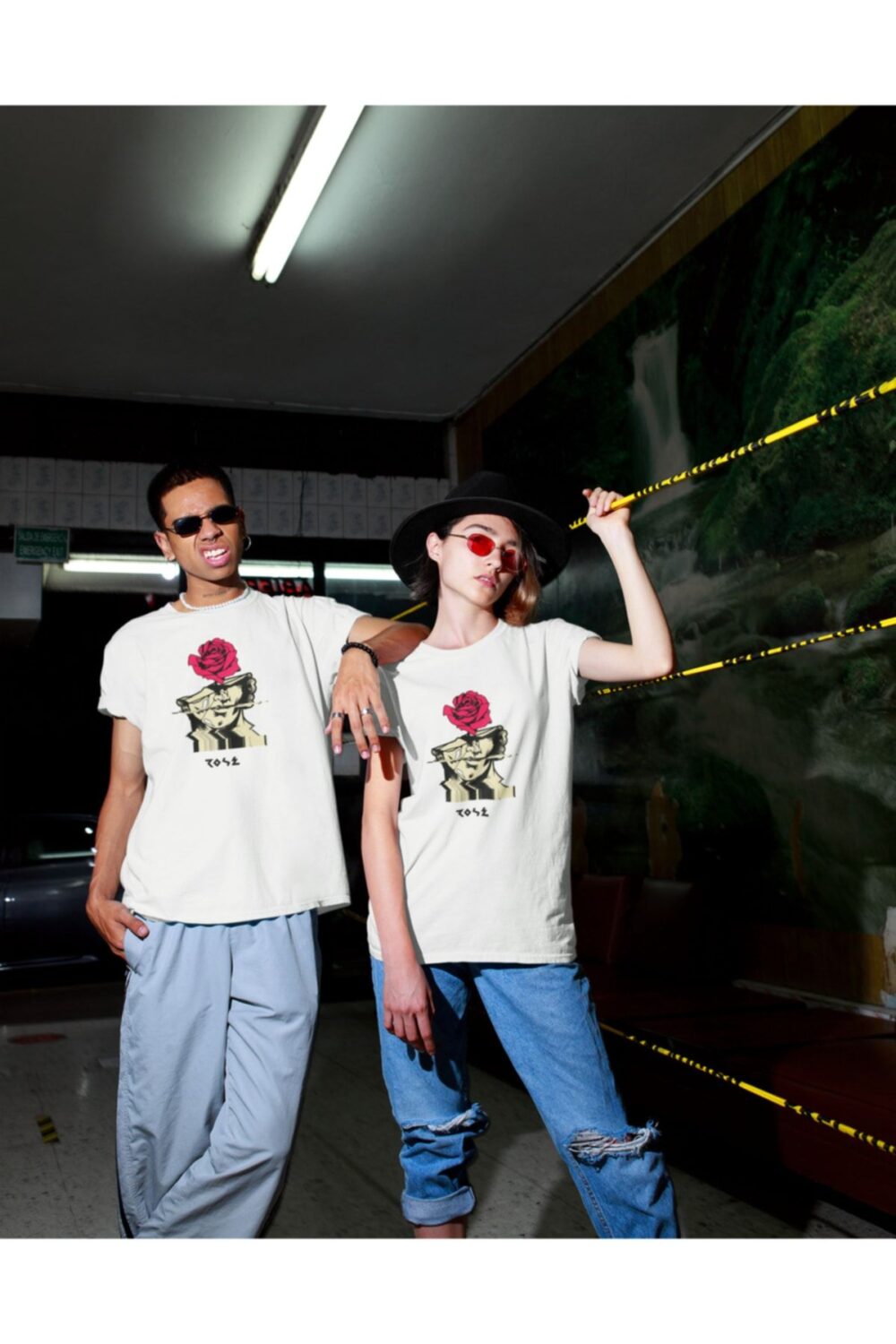 Unisex Beyaz Sevgili Kombini Rose And Sculpture Oversize T-shirt 2’li Set